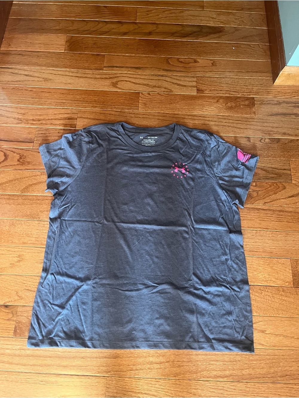 Under Armour Woman grey  Performance Tee with Pink Accent size XXL New